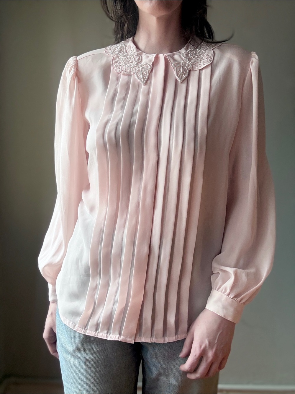 Vintage 80s Pink Pleated Secretary Blouse | Beaded Lace Collar Puff Sleeve | XL - Picture 6 of 10